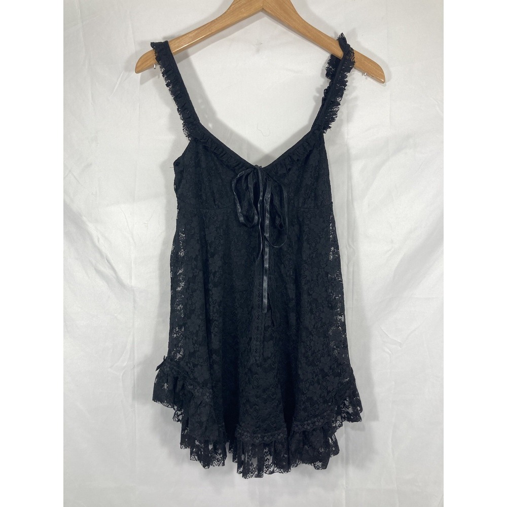 Urban Outfitters, Y2K Kimchi Black Primrose ROMPER See Threw Size Xs new